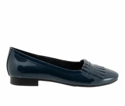 Women's Trotters Greyson Flats